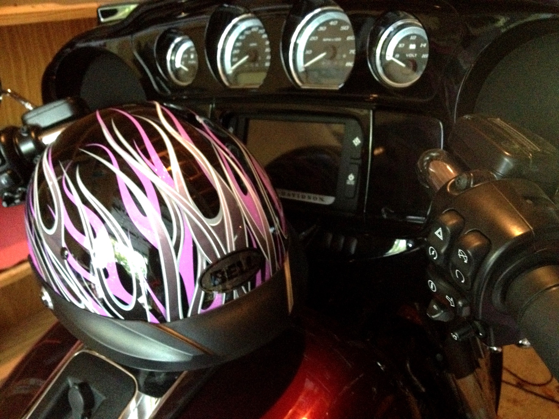 mothers day helmet 1